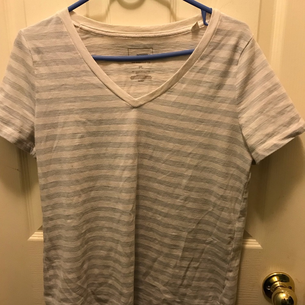 Short sleeve striped shirt